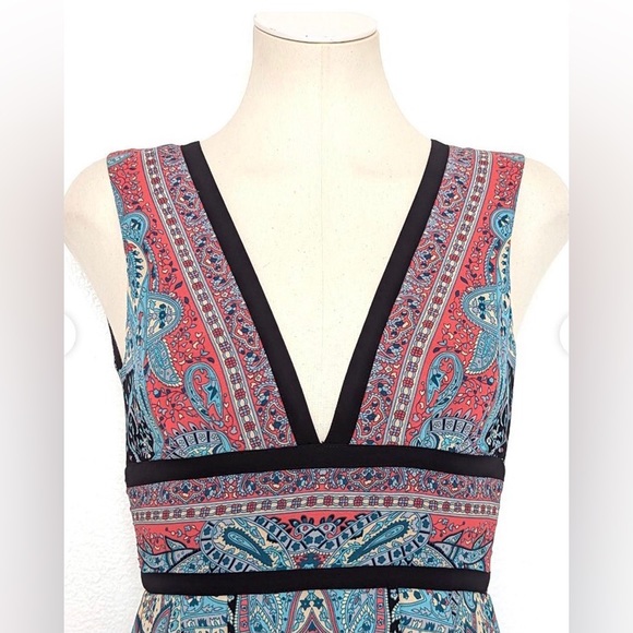 BCBG MaxAzria Elyza Deep V Maxi Dress - Picture 7 of 13